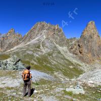 De gauche à droite : le Peigne, la Gélinasse, Aiguille Pierre André