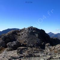 Vers le sommet principal…