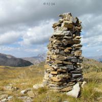 Cairn près du pluviomètre