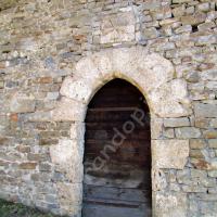 Portail avec croix de Malte