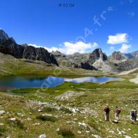 À la descente, vers le premier lac du Roure