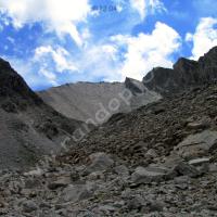 Blocs de rochers avant le Pas de Cialancioun