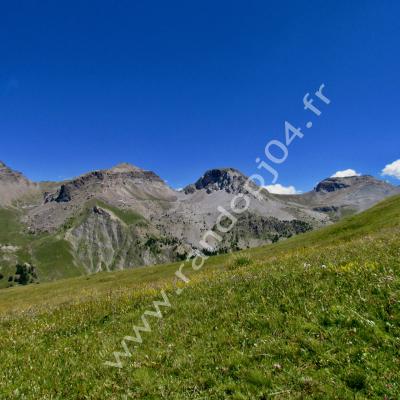 De gauche à droite : Gerbier, Tête de l'Empeloutier, Jas du Chamois, Mourre-Haut